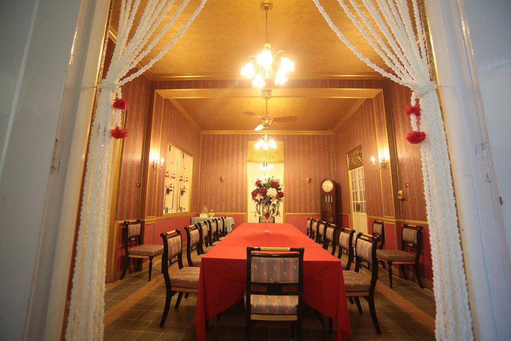 The Myth - Sud Sathorn Bed and Breakfast Μπανγκόκ Εξωτερικό φωτογραφία