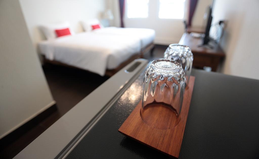 The Myth - Sud Sathorn Bed and Breakfast Μπανγκόκ Εξωτερικό φωτογραφία